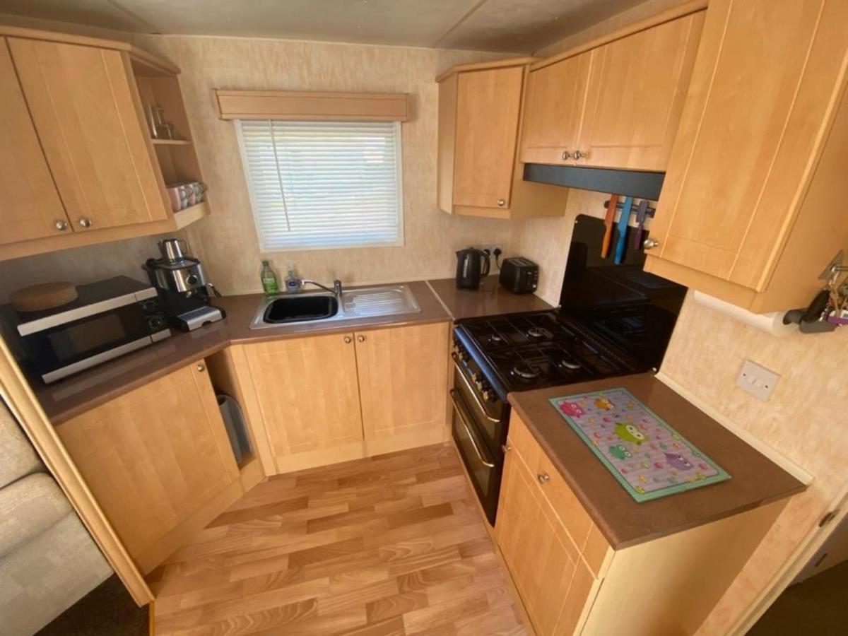 Lake District Static Caravan Lakeside Cumbria Millom Exterior photo